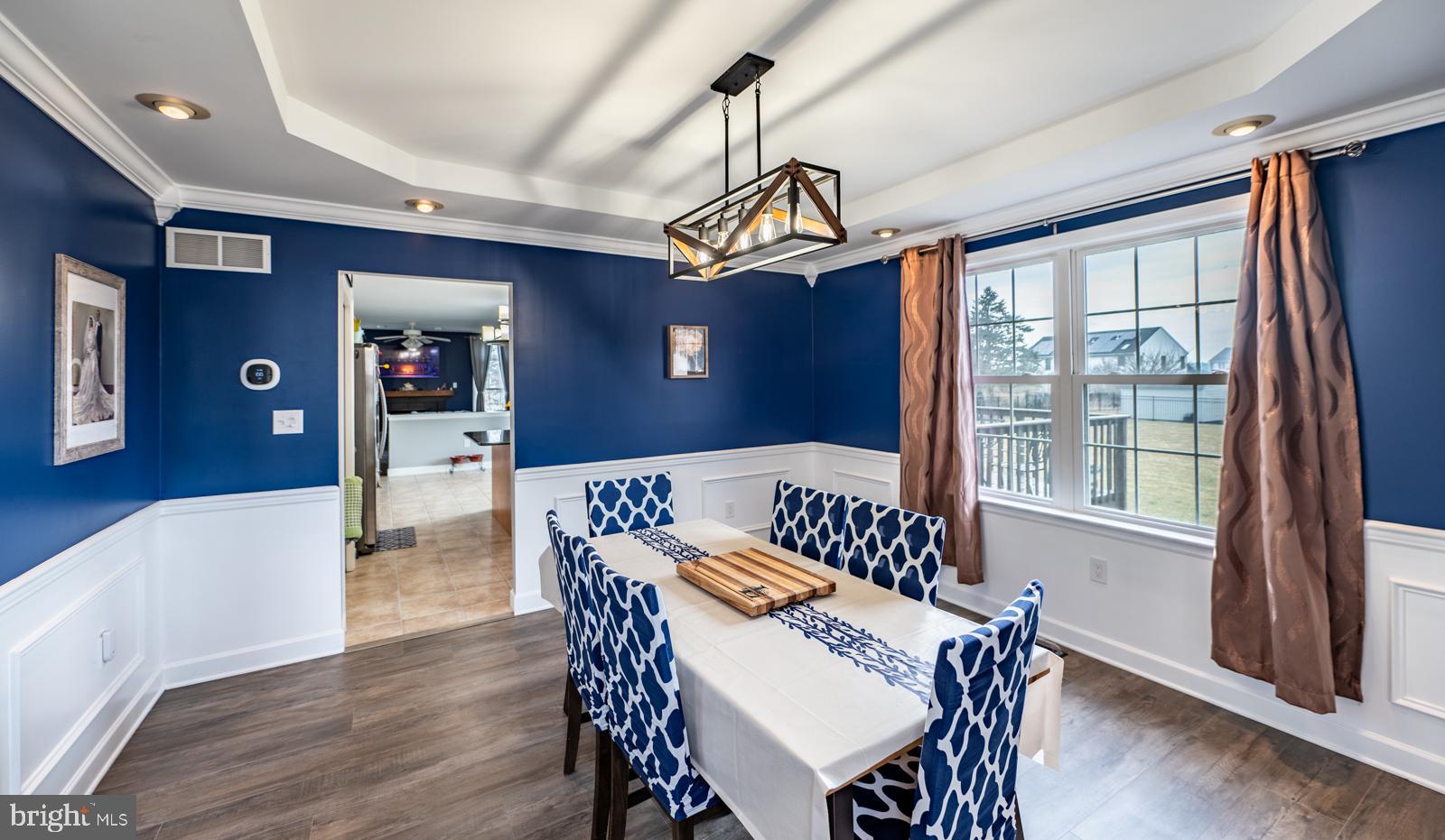 WOODS EDGE - Residential