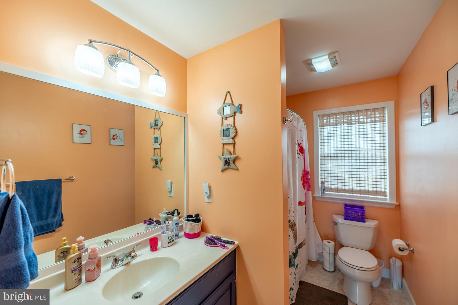 WOODS EDGE - Residential