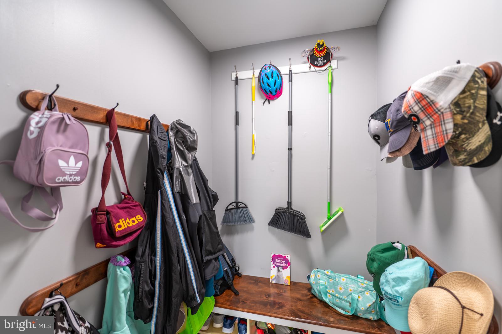 WOODS EDGE - Residential