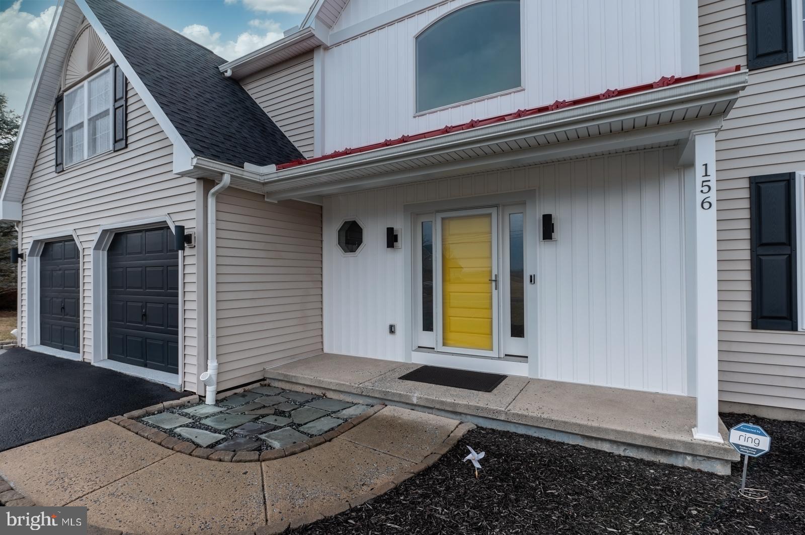 WOODS EDGE - Residential