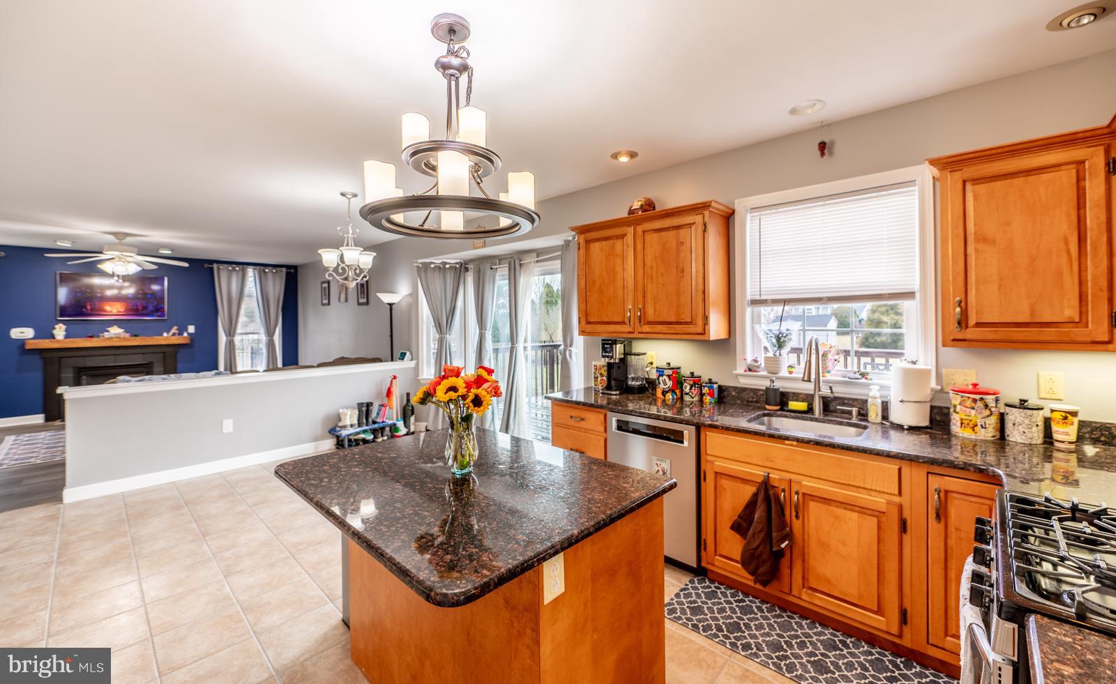 WOODS EDGE - Residential