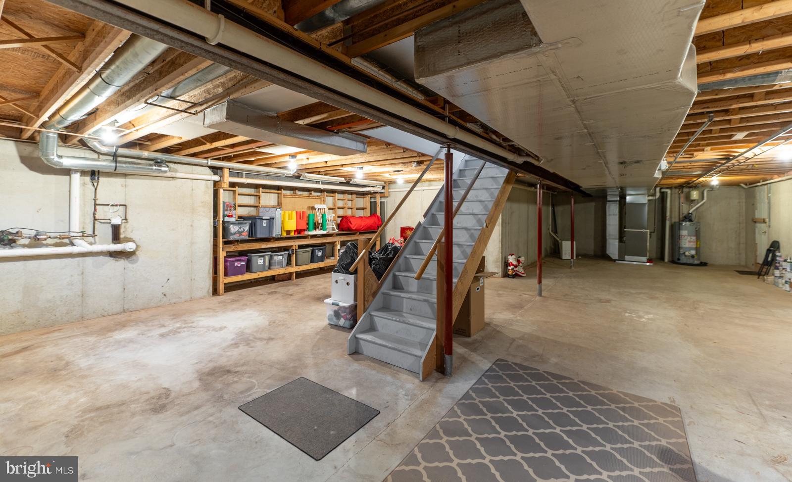 WOODS EDGE - Residential