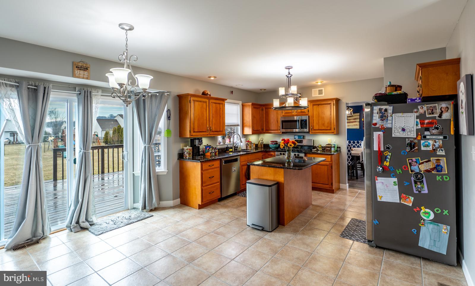 WOODS EDGE - Residential