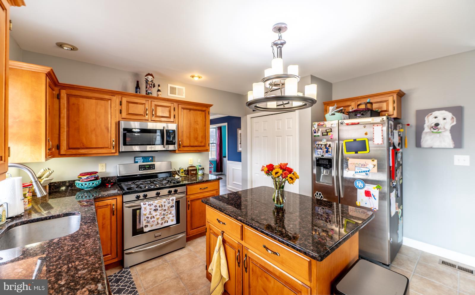 WOODS EDGE - Residential