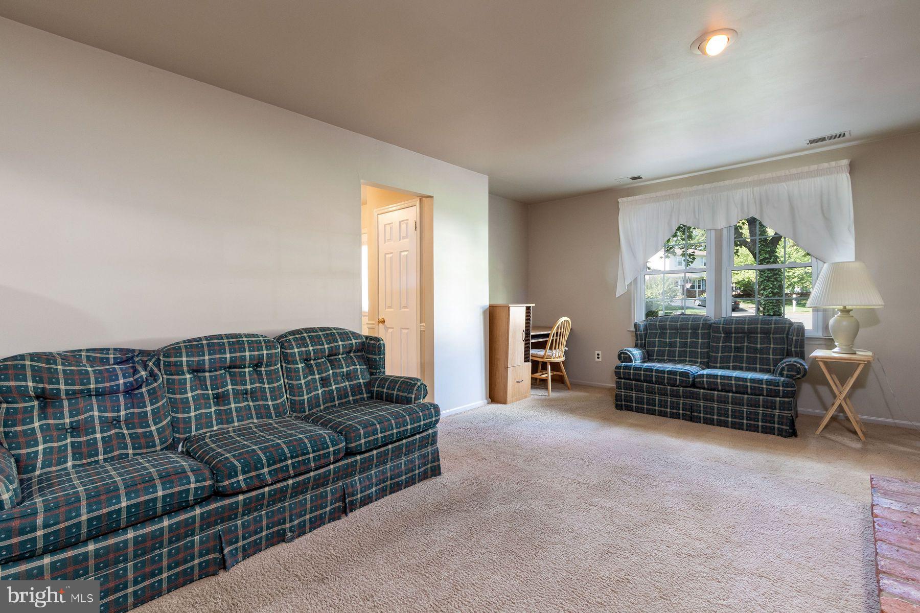 WARRINGTON VIL - Residential