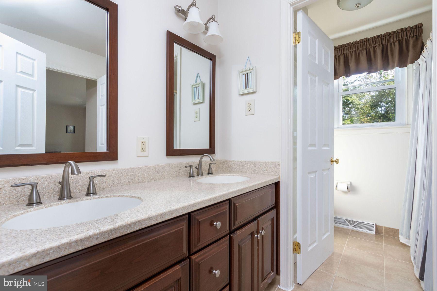 WARRINGTON VIL - Residential