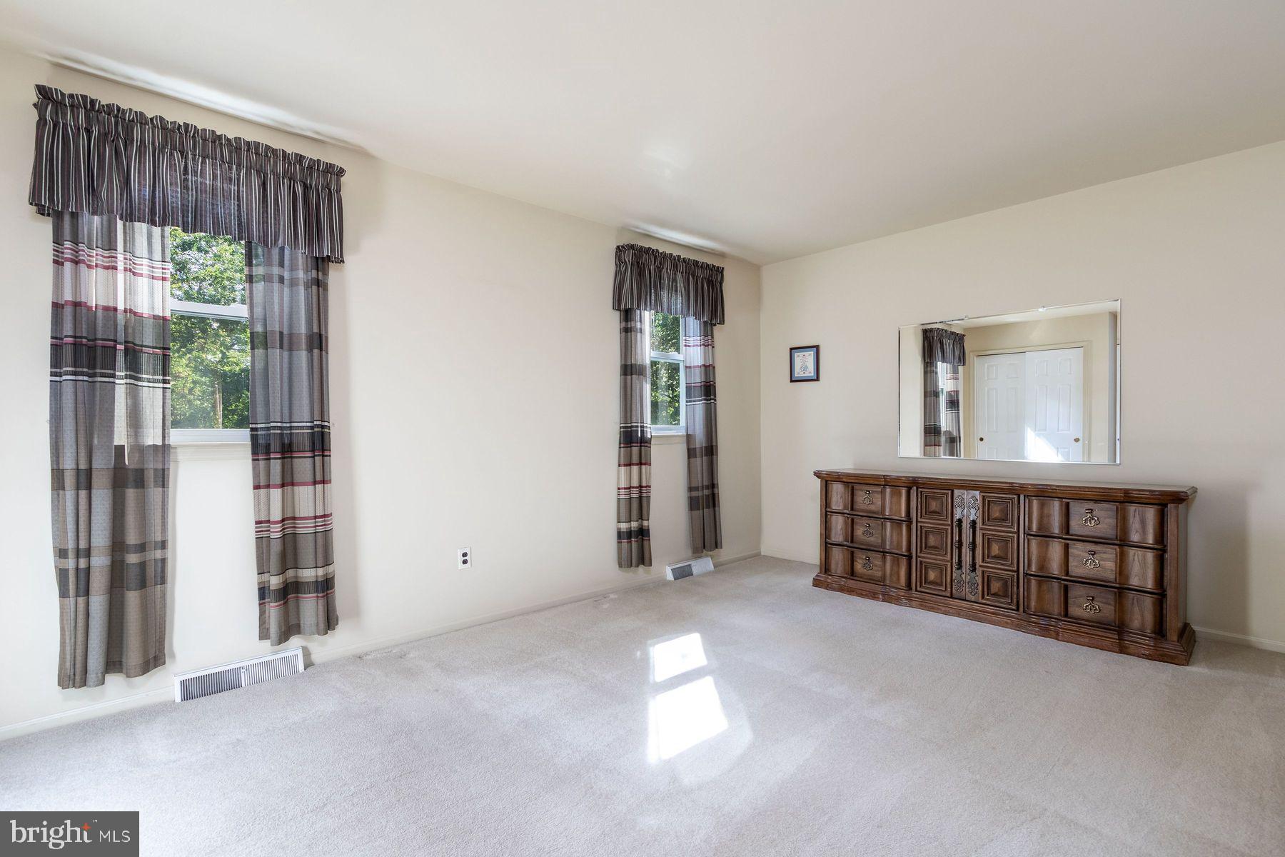 WARRINGTON VIL - Residential