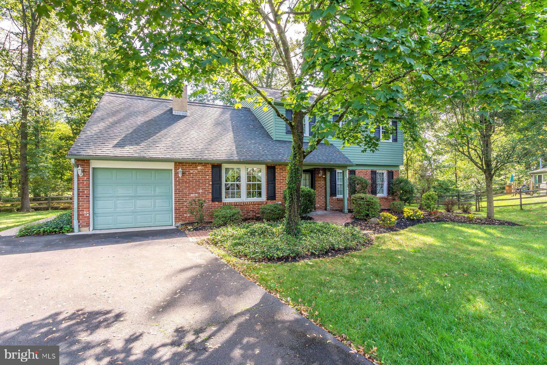 WARRINGTON VIL - Residential