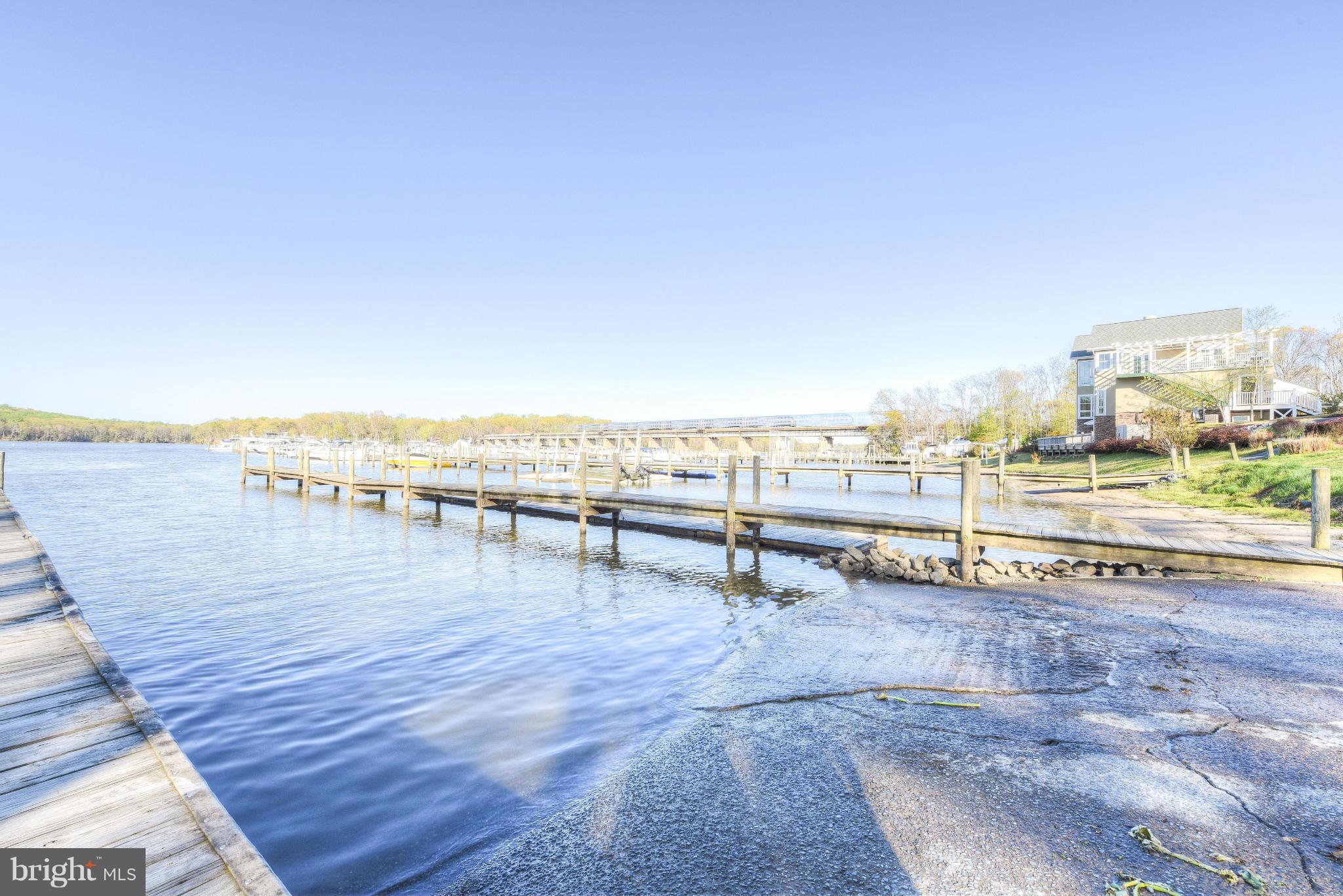 STAFFORD HEIGHTS - Land