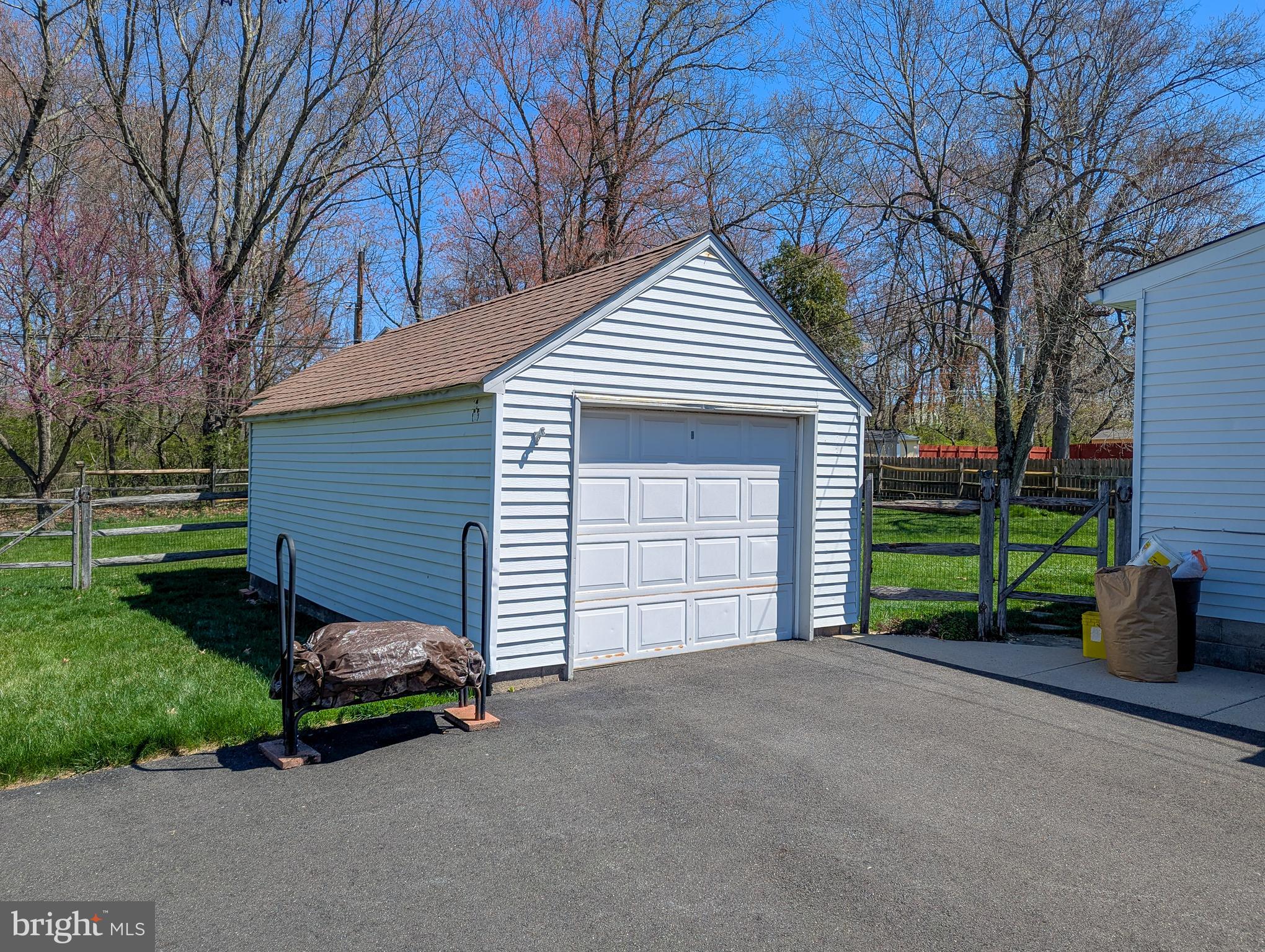 MERRYBROOK - Residential