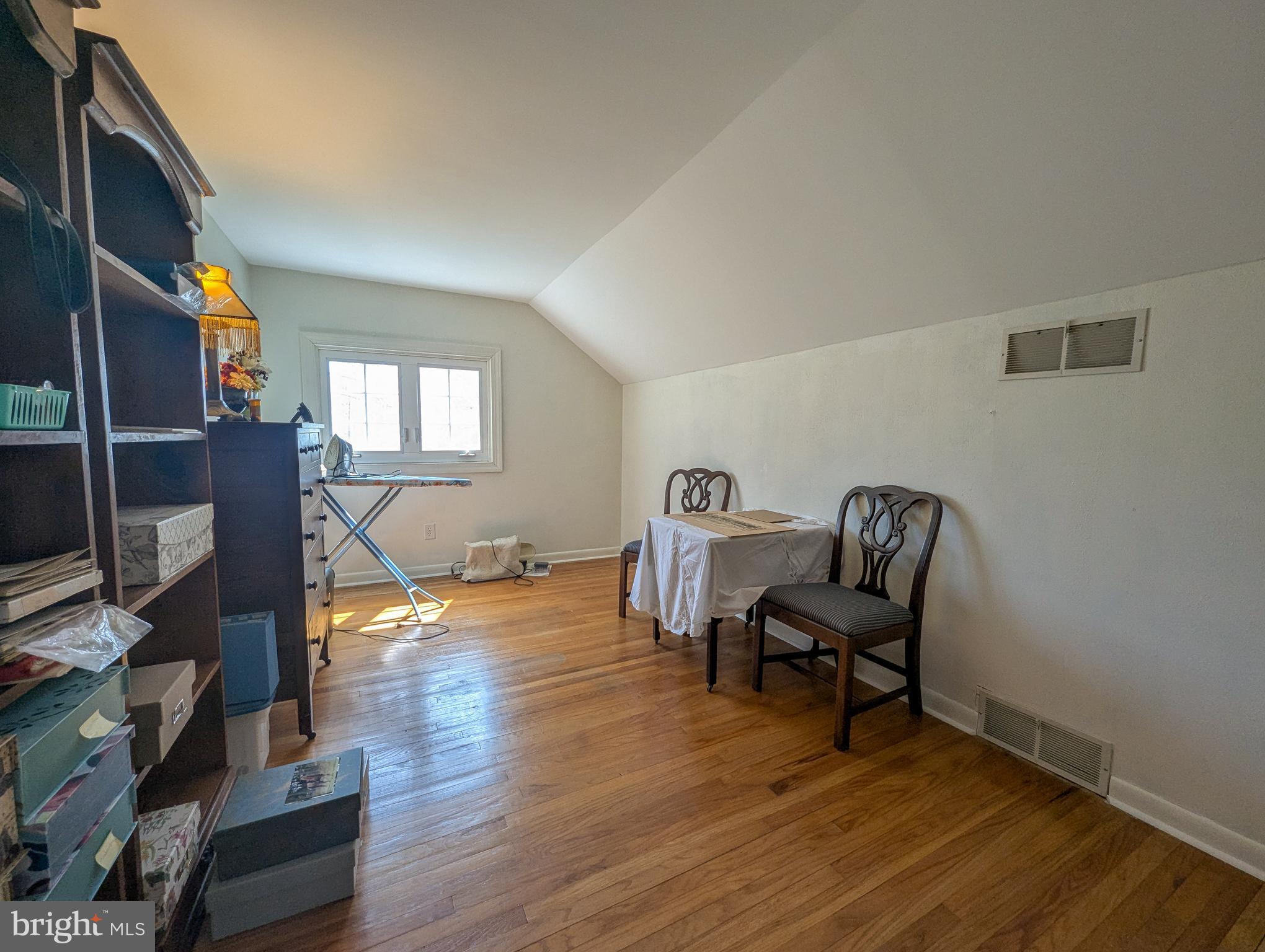 MERRYBROOK - Residential