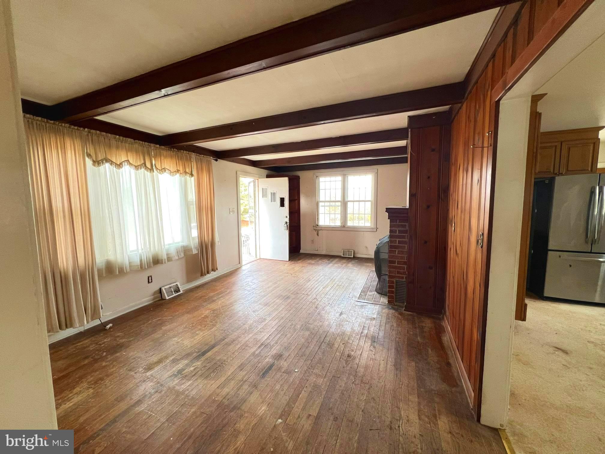 NONAVAILABLE - Residential