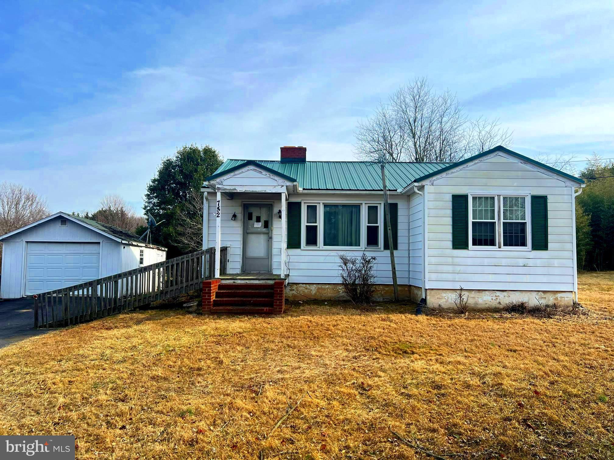 NONAVAILABLE - Residential