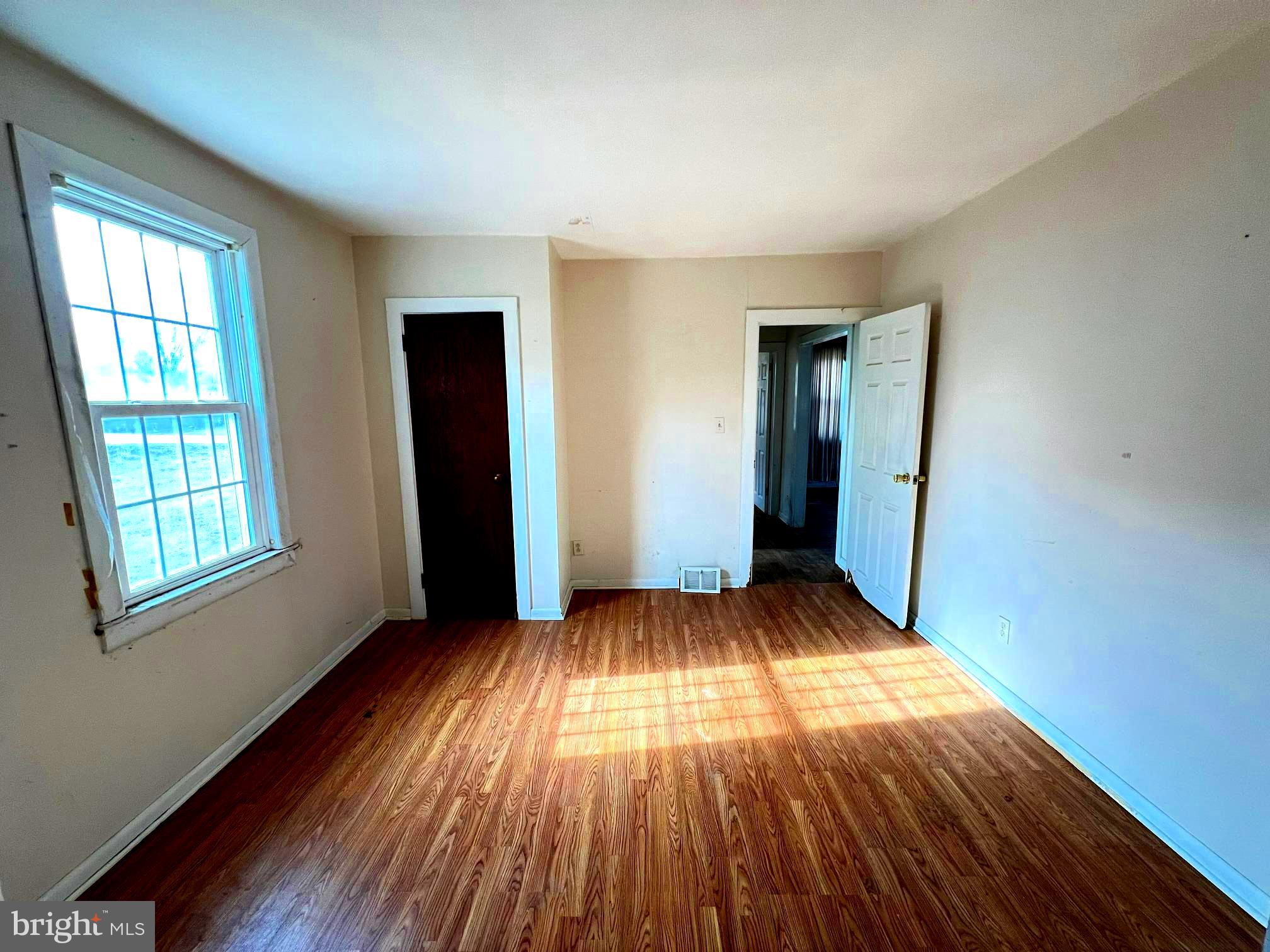 NONAVAILABLE - Residential