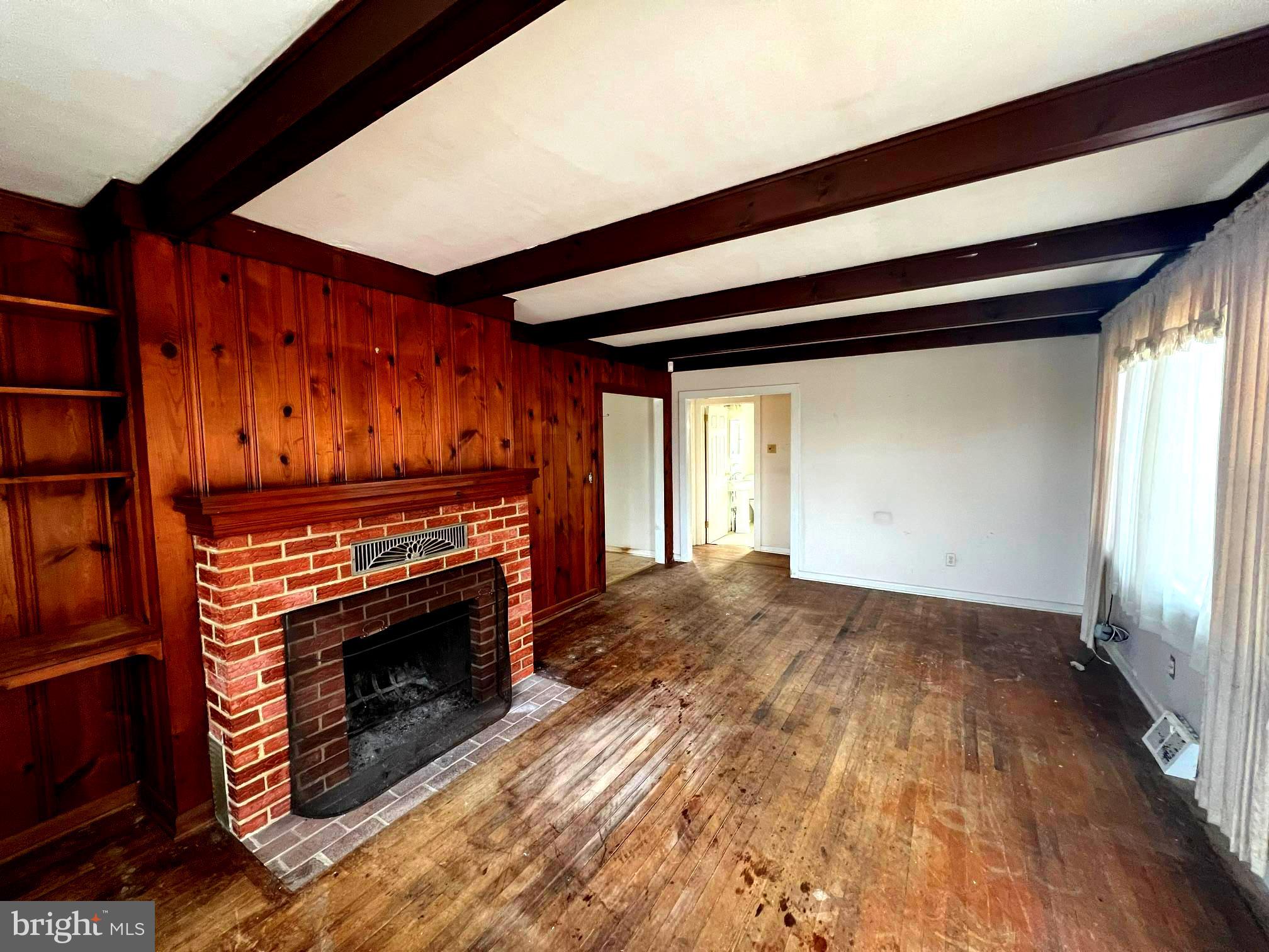 NONAVAILABLE - Residential