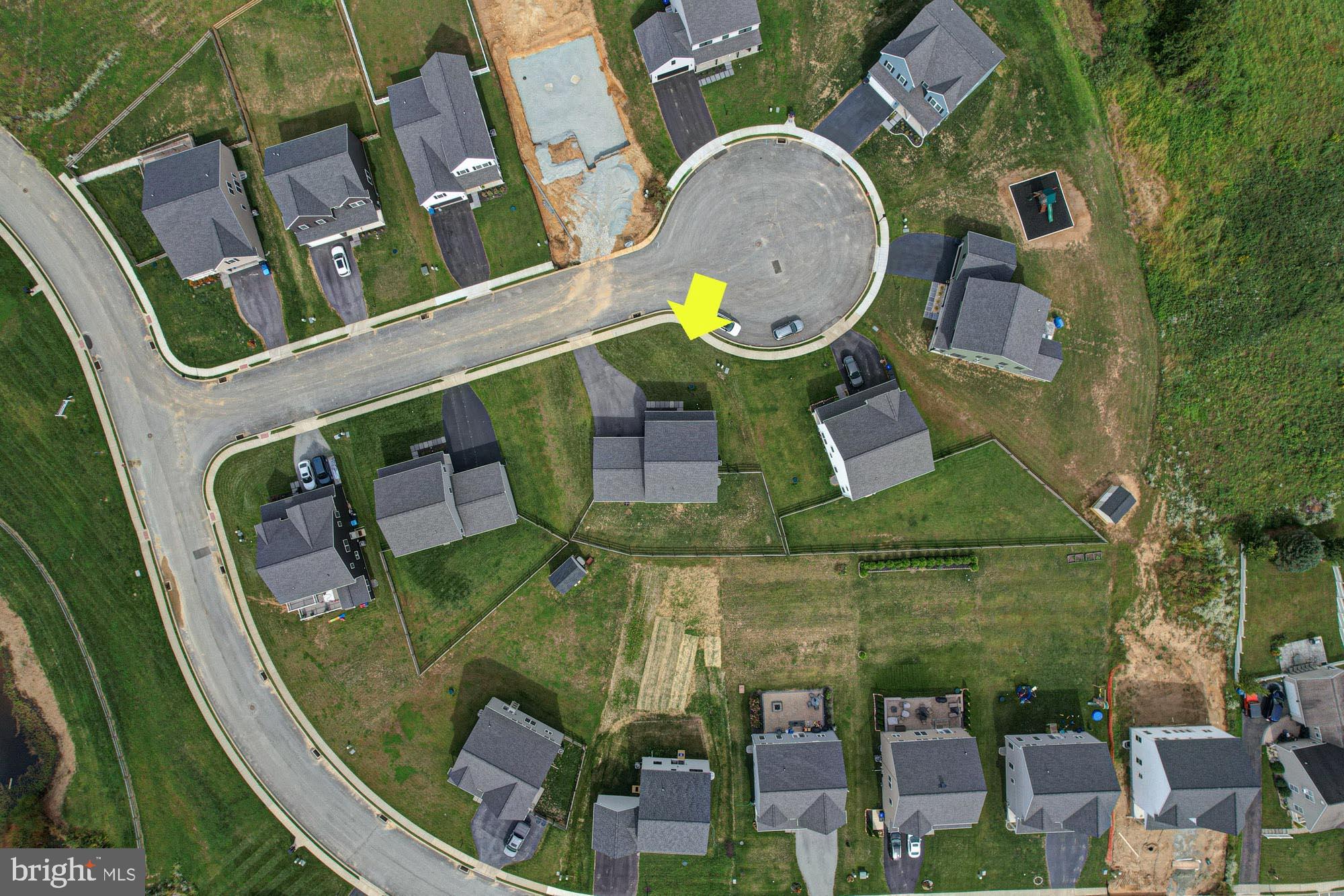 413 RADCLIFFE COURT