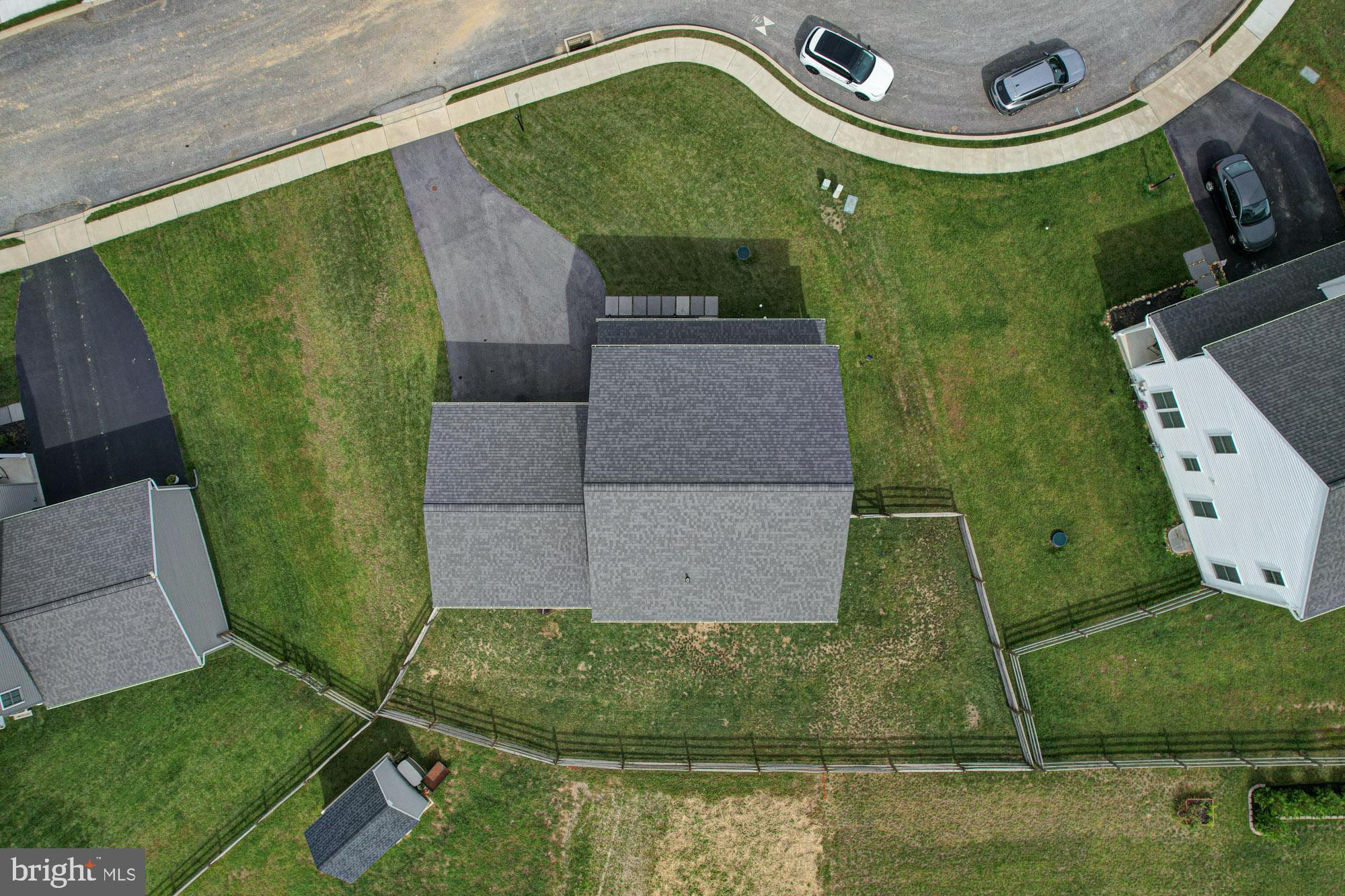 413 RADCLIFFE COURT