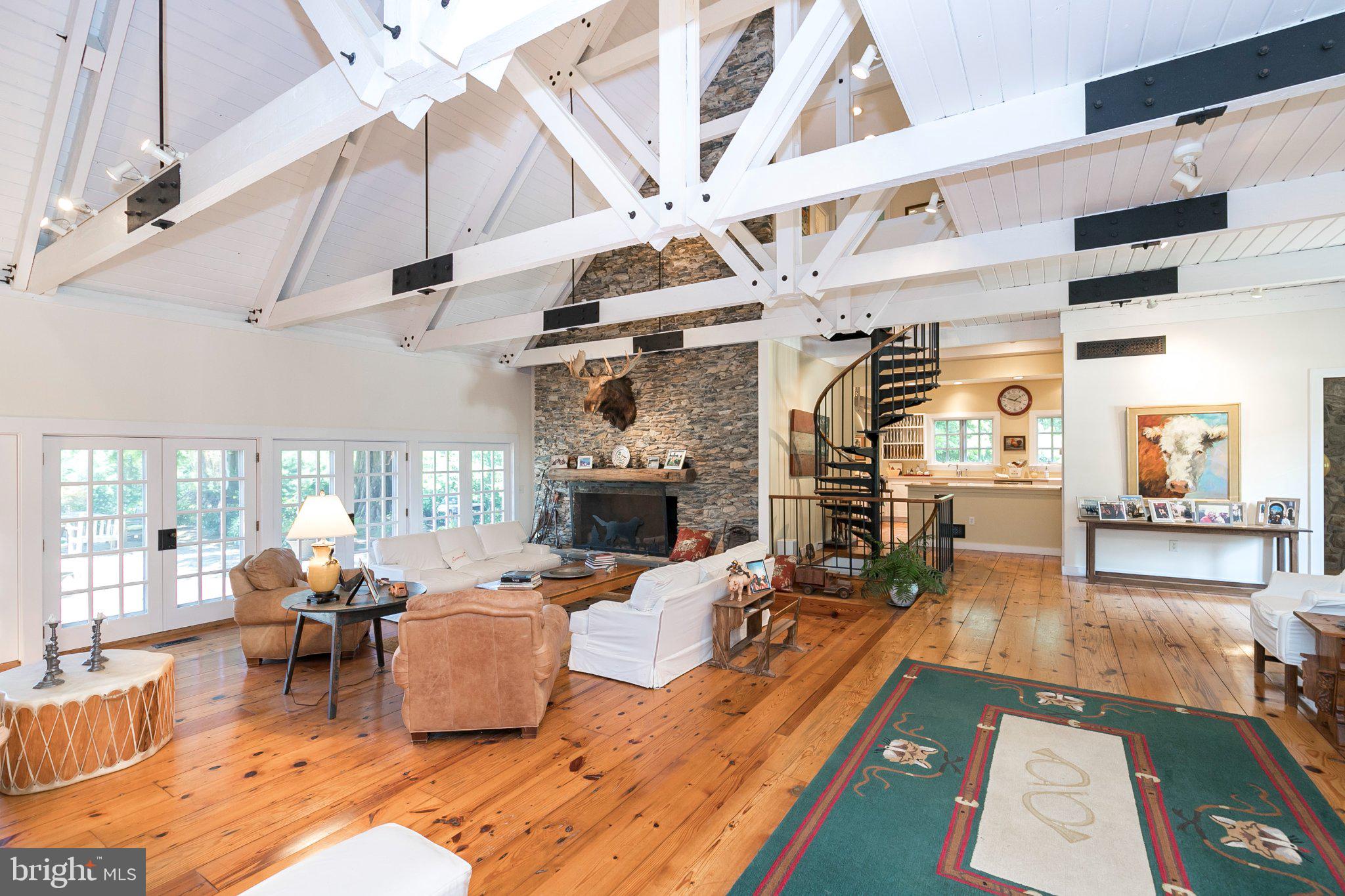 1543 EMBREEVILLE ROAD