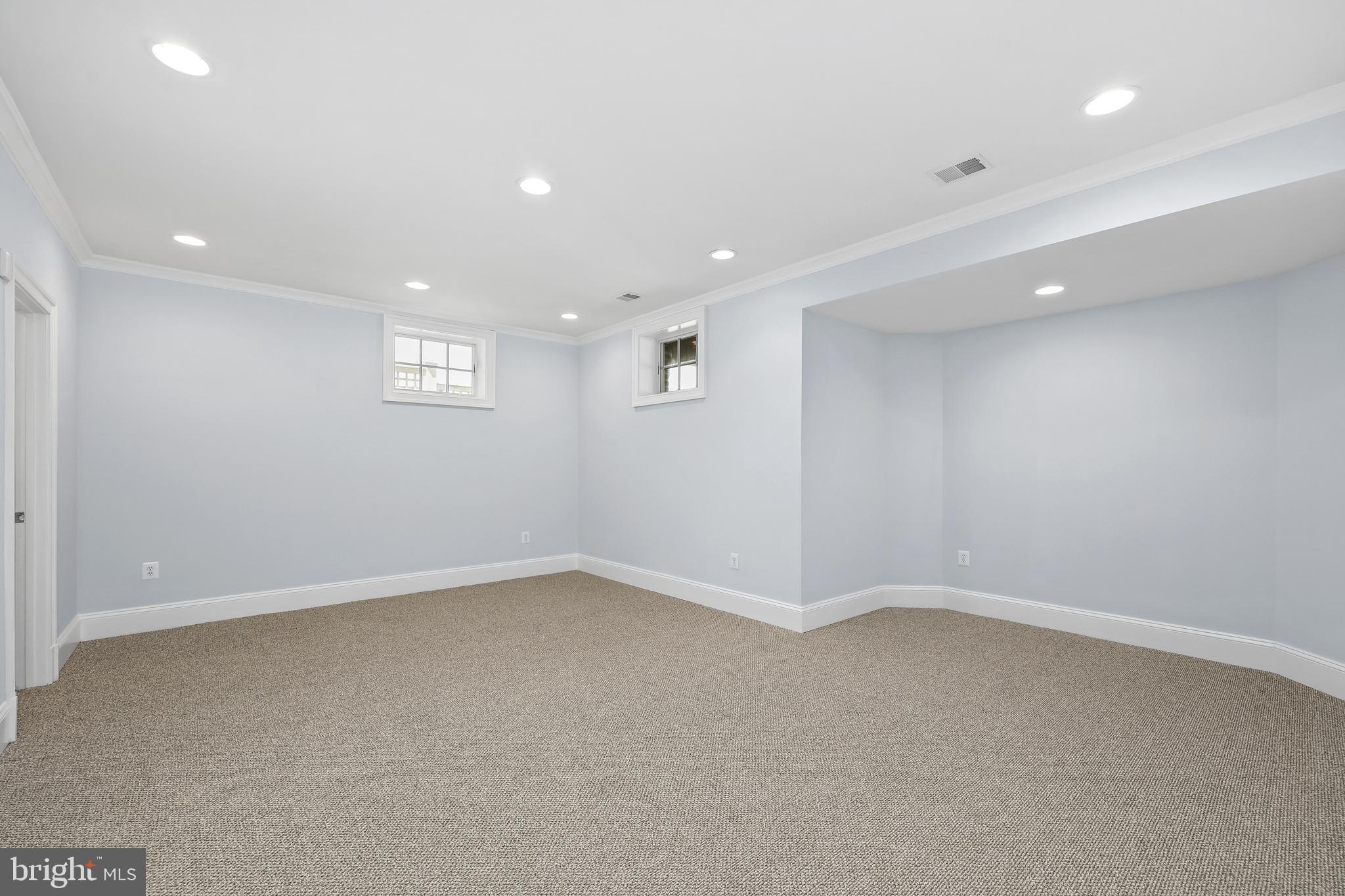 STOCKWELL MANOR - Residential