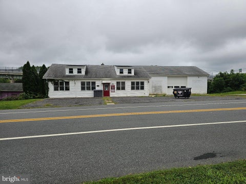Photo of 210 Broad Street, SAINT GEORGES, DE 19733 (MLS # DENC2110292)