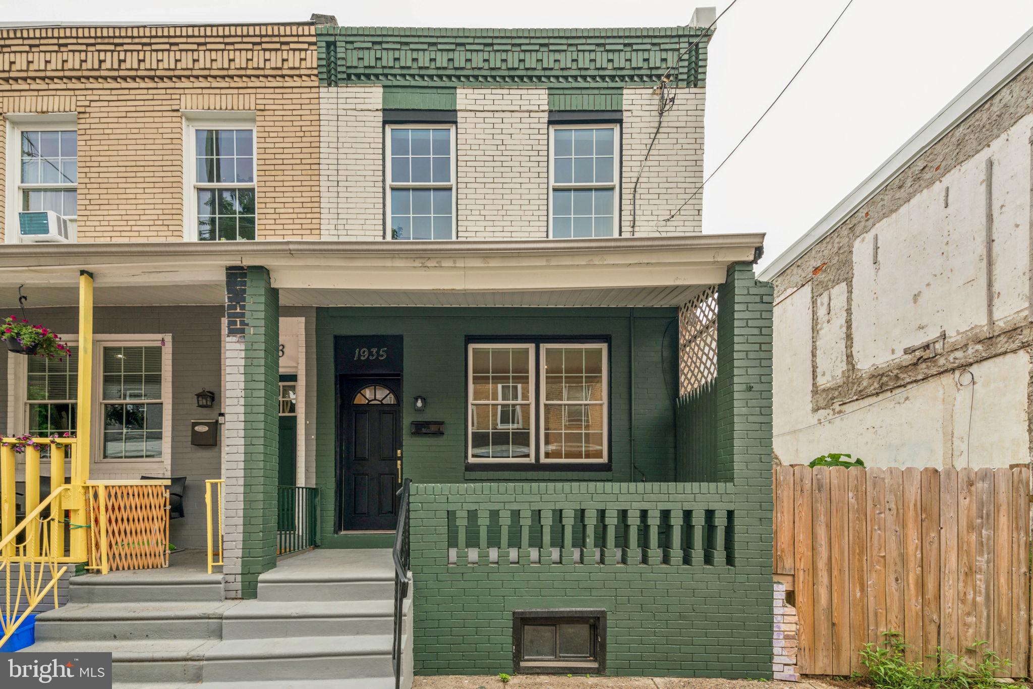 POINT BREEZE - Residential