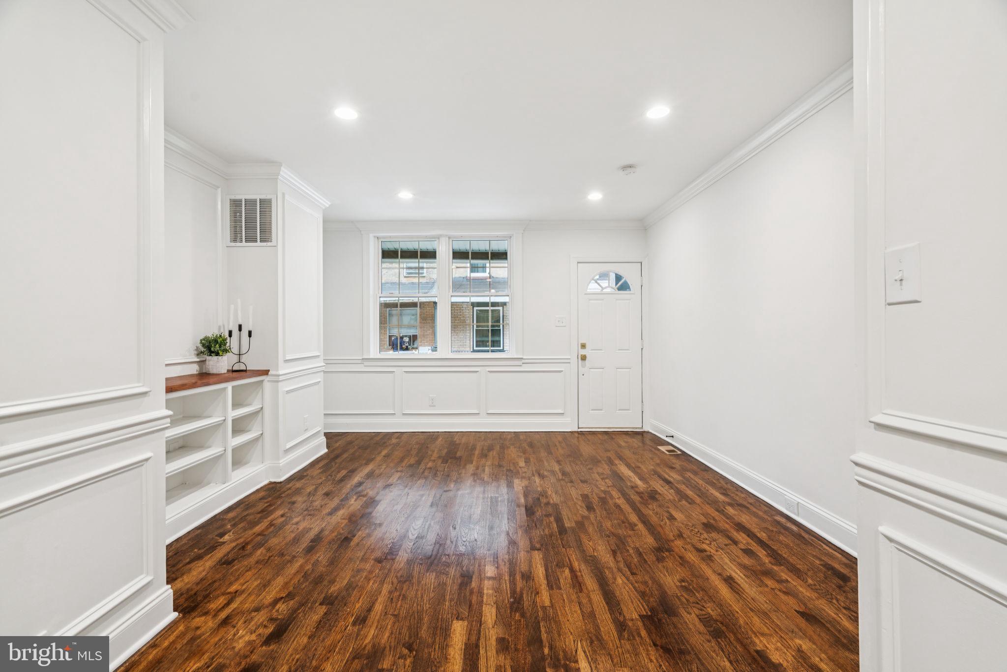 POINT BREEZE - Residential