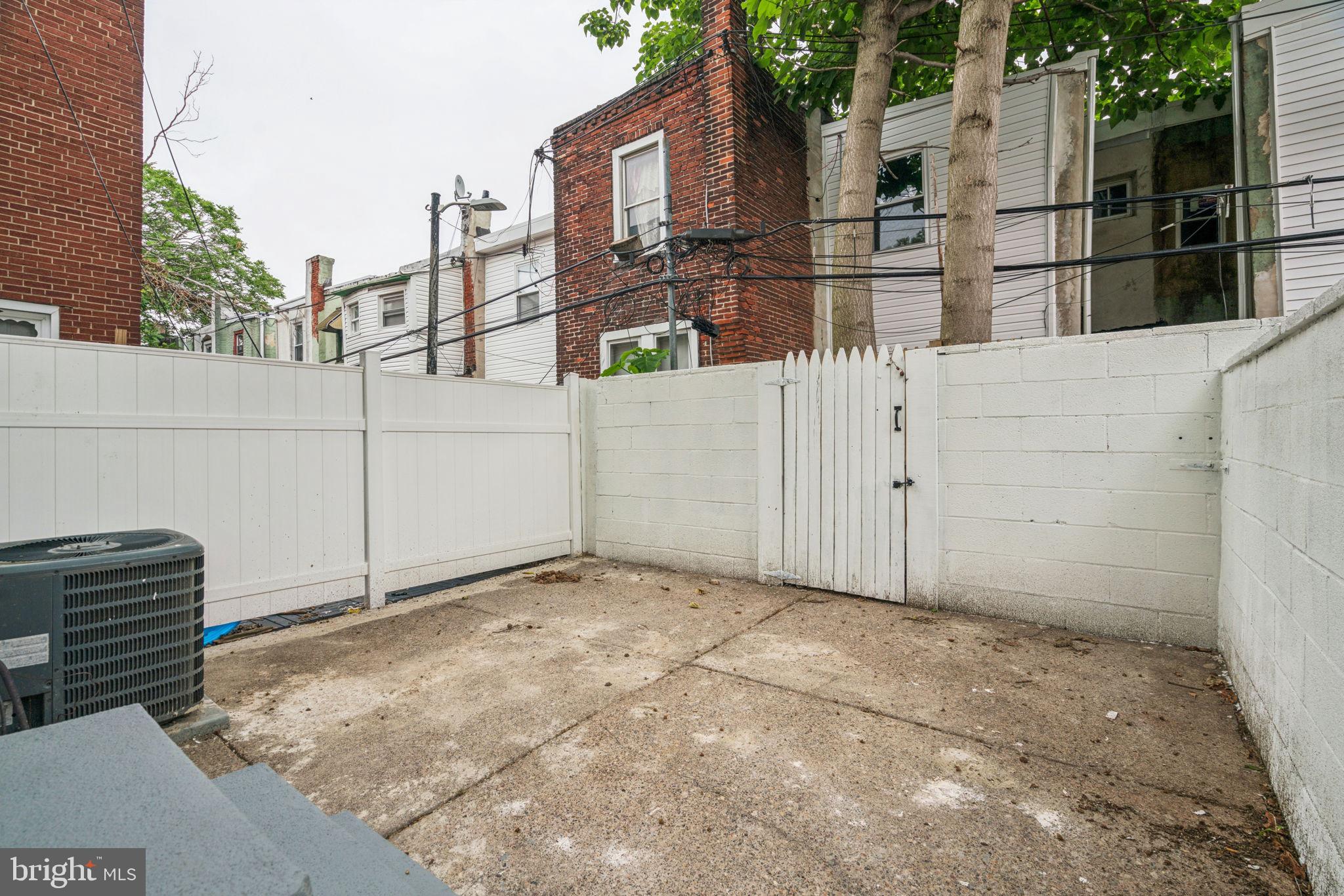 POINT BREEZE - Residential