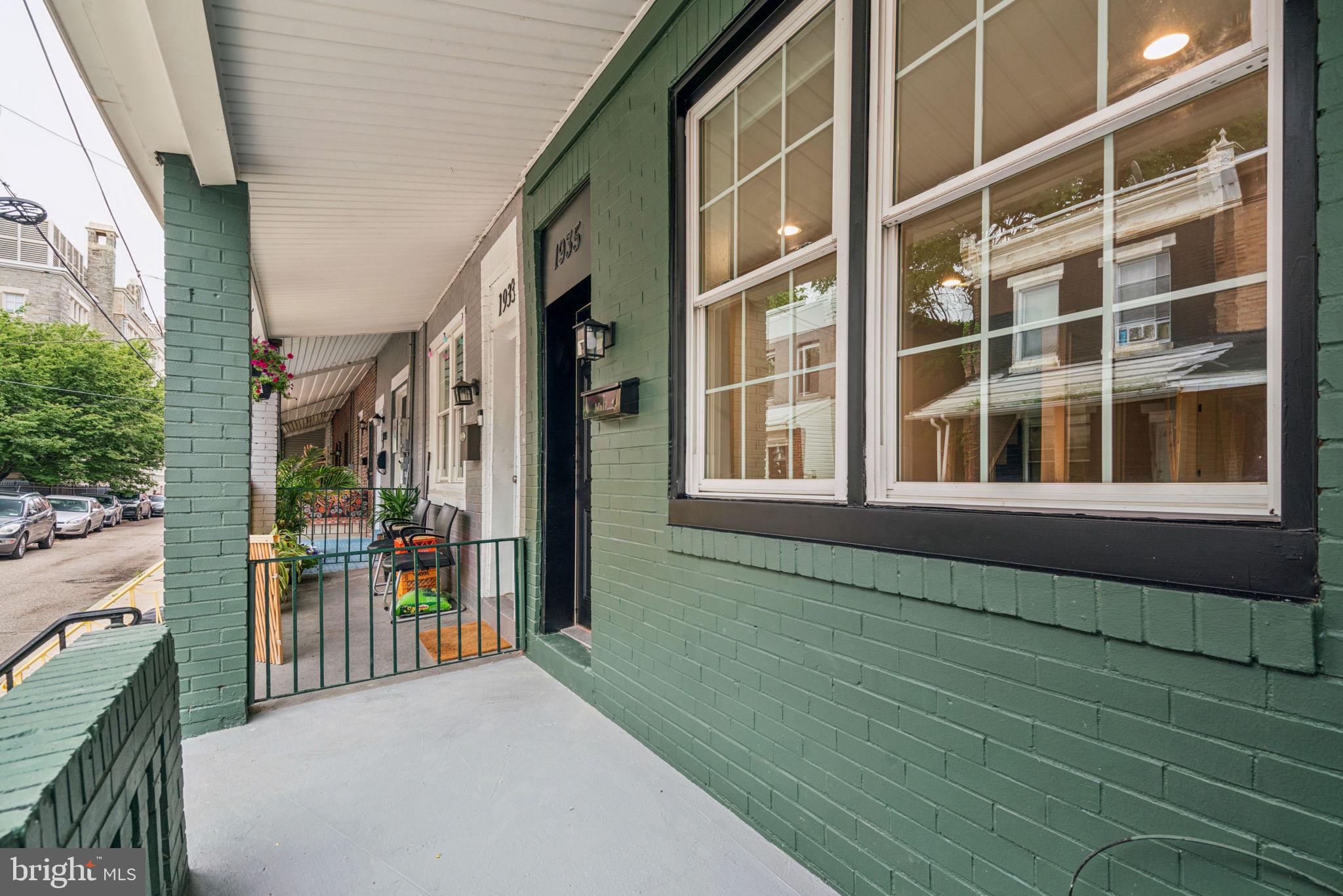 POINT BREEZE - Residential