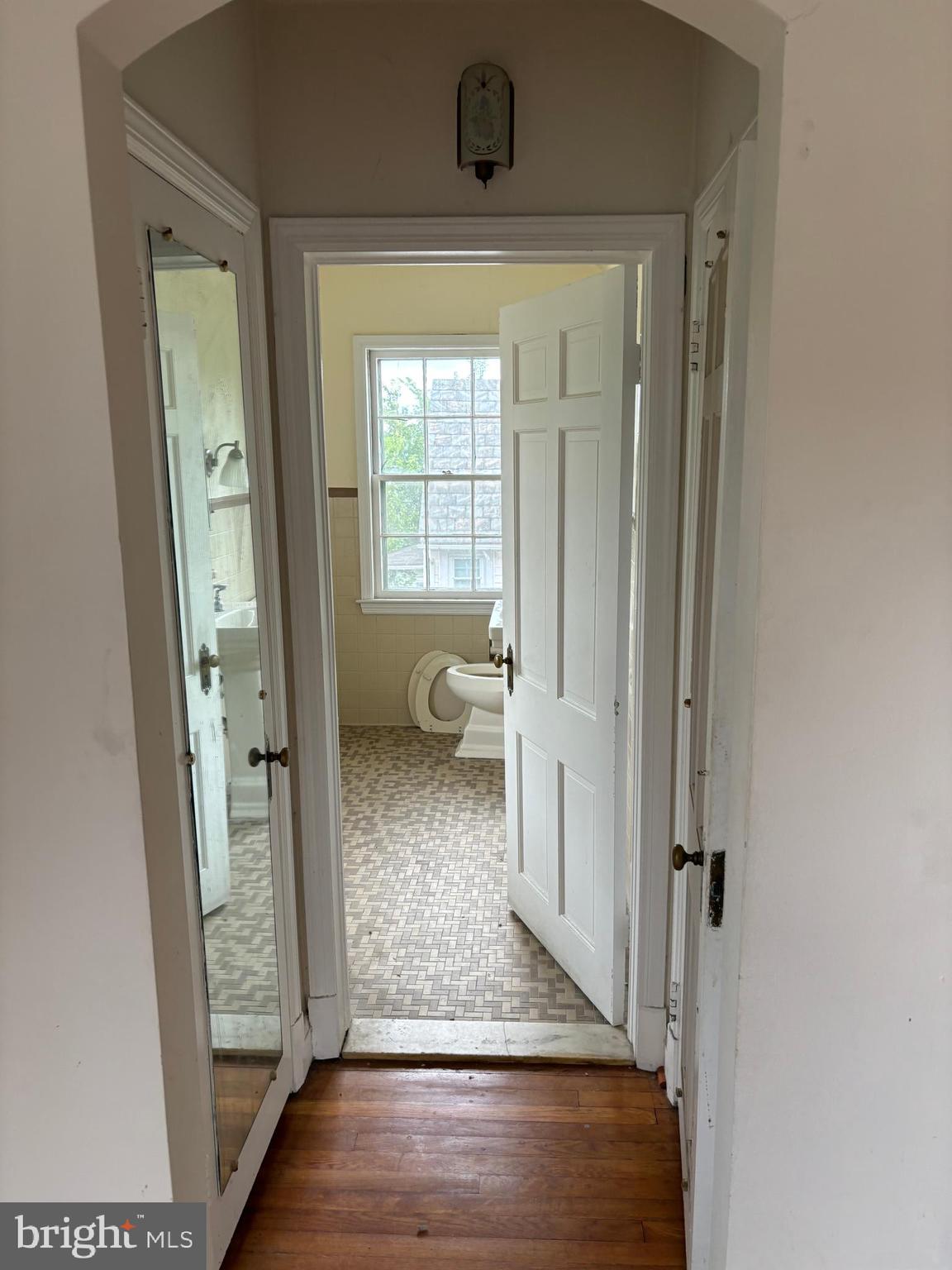 EAST ARLINGTON - Residential