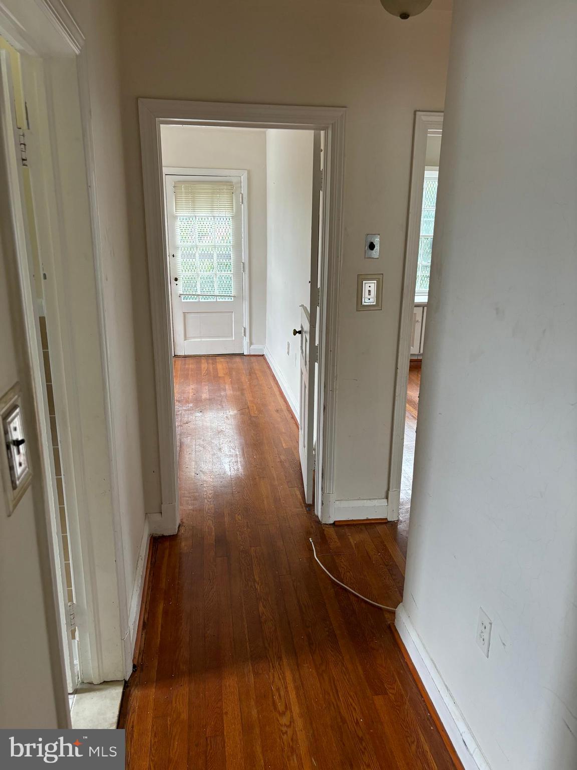 EAST ARLINGTON - Residential