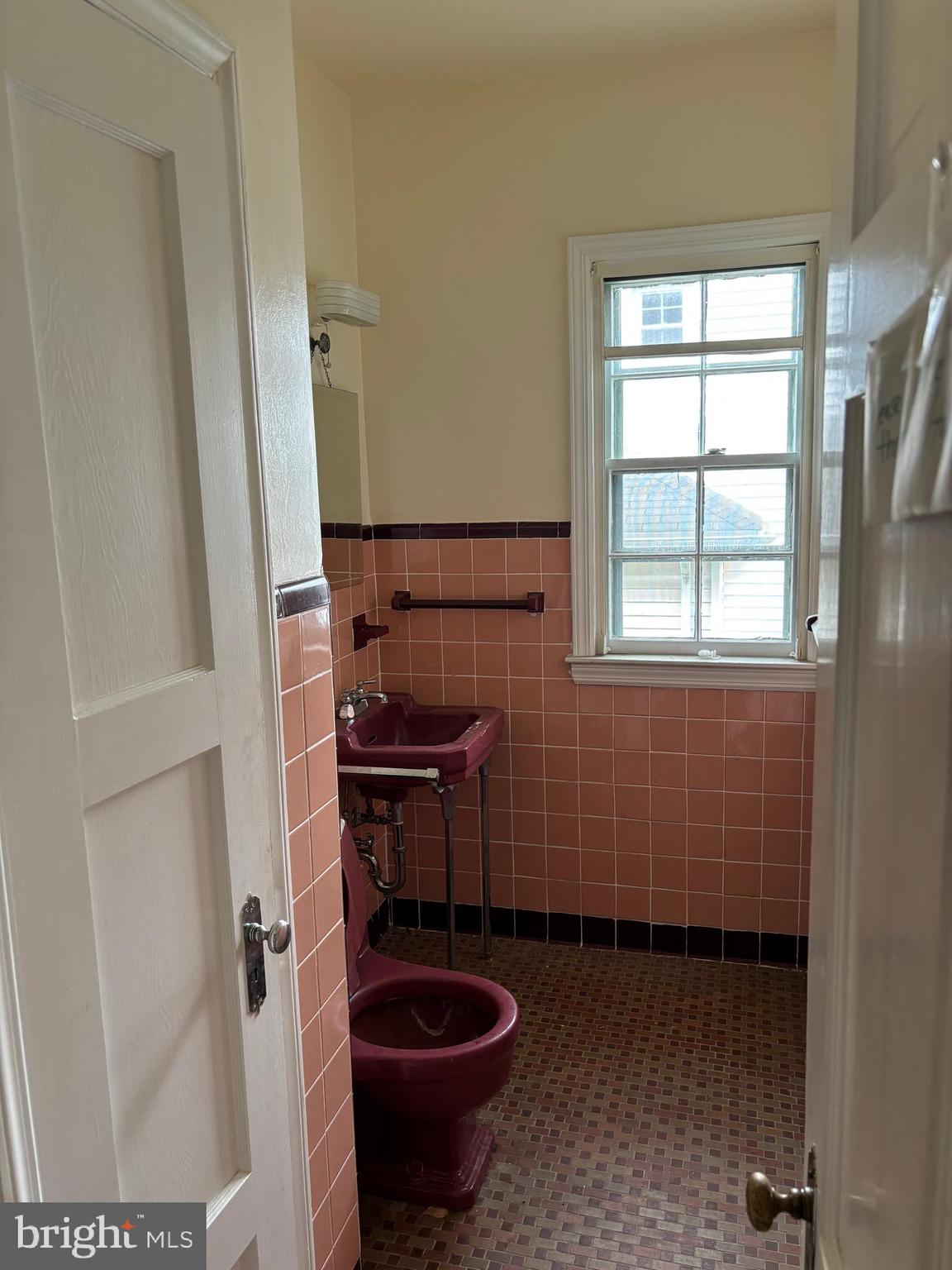 EAST ARLINGTON - Residential