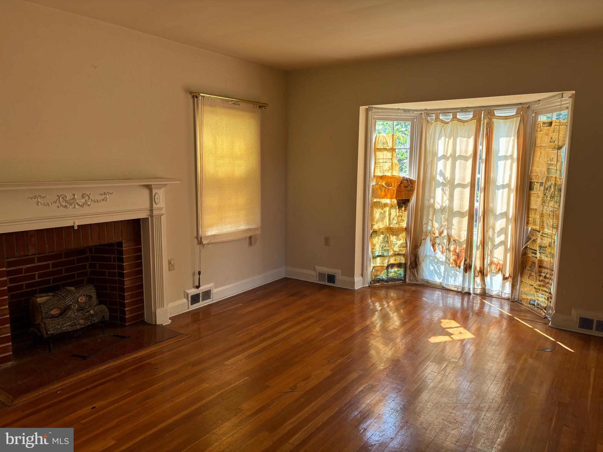 EAST ARLINGTON - Residential