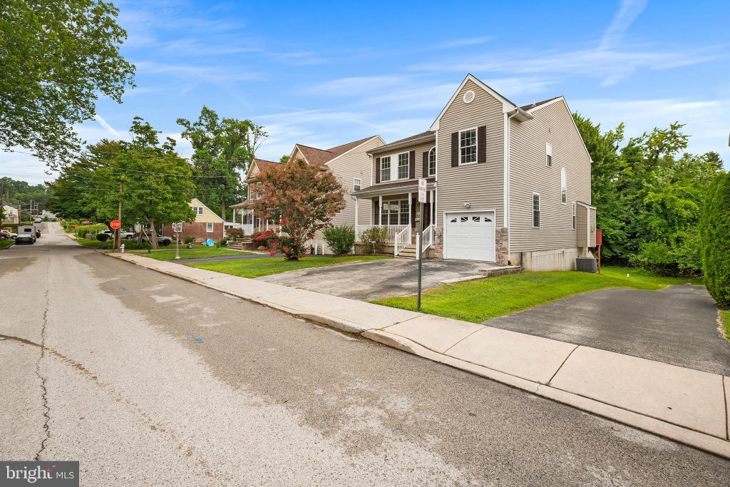 Photo of 2541 Harding Avenue, BROOMALL, PA 19008 (MLS # PADE2120796)