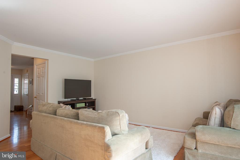 LANDSDOWNE - Residential