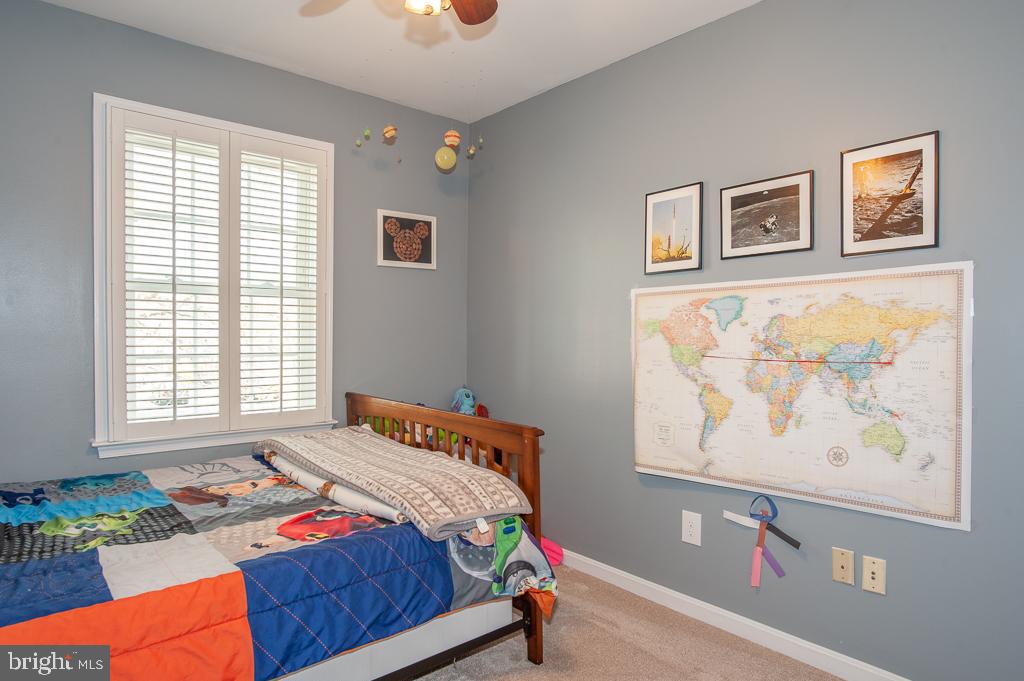 LANDSDOWNE - Residential