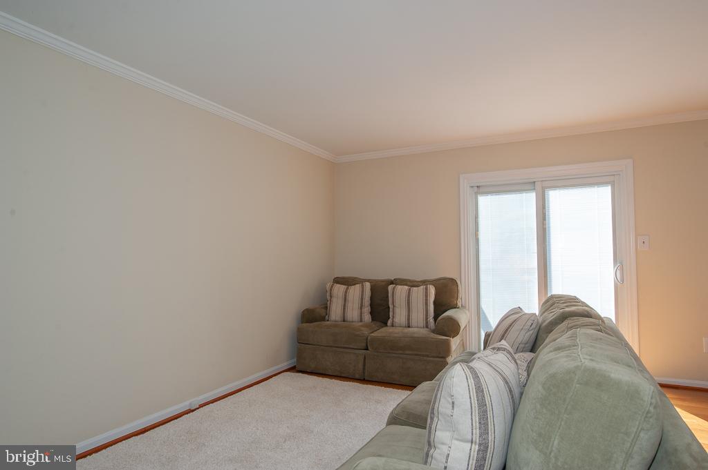 LANDSDOWNE - Residential