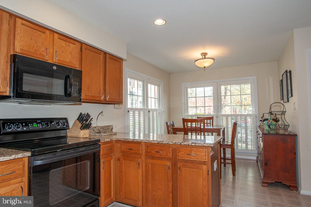 LANDSDOWNE - Residential