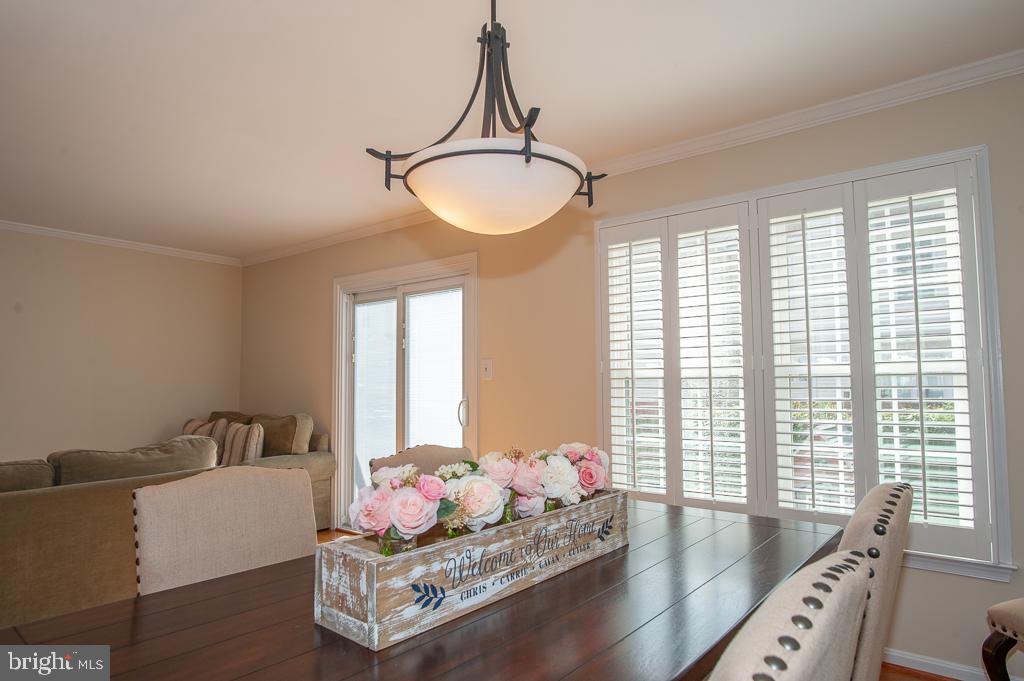 LANDSDOWNE - Residential