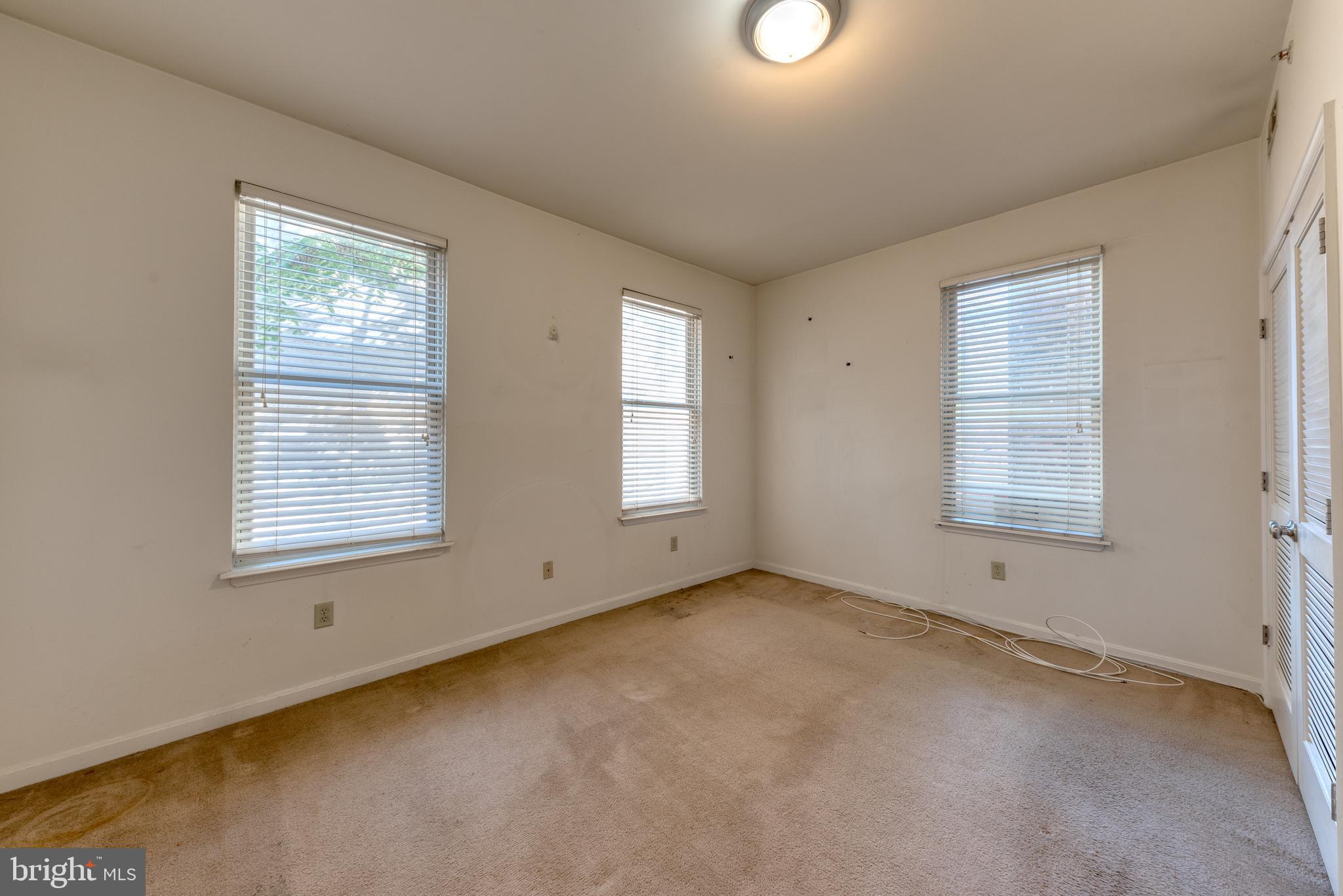 MOUNT VERNON PLACE HISTORIC DISTRICT - Residential Lease