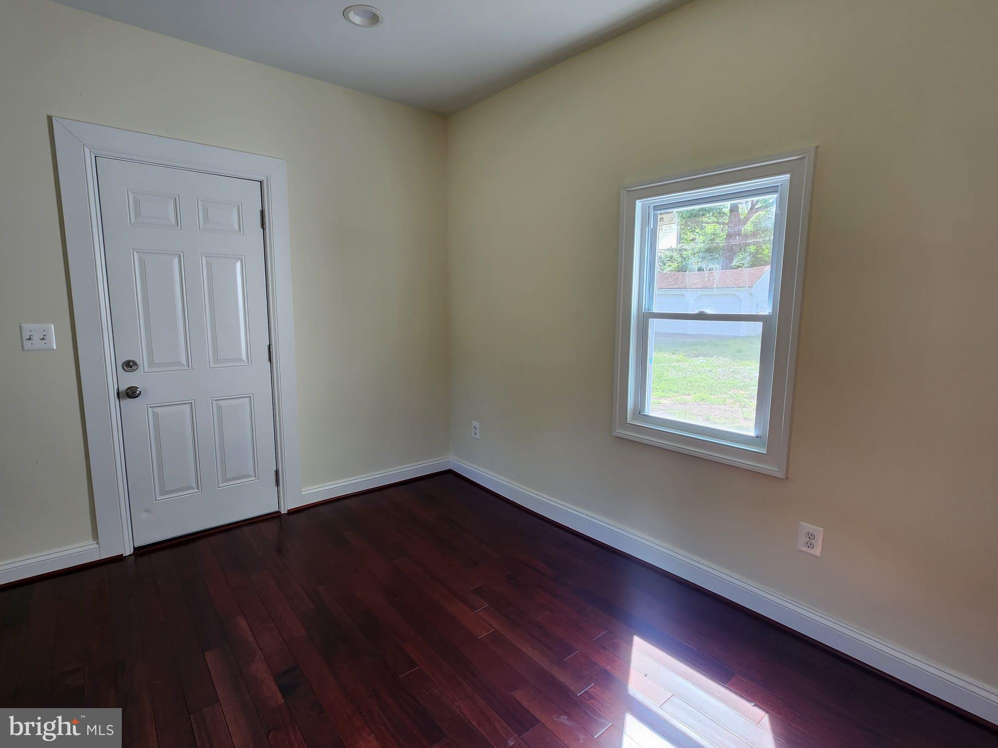 LA PLATA - Residential