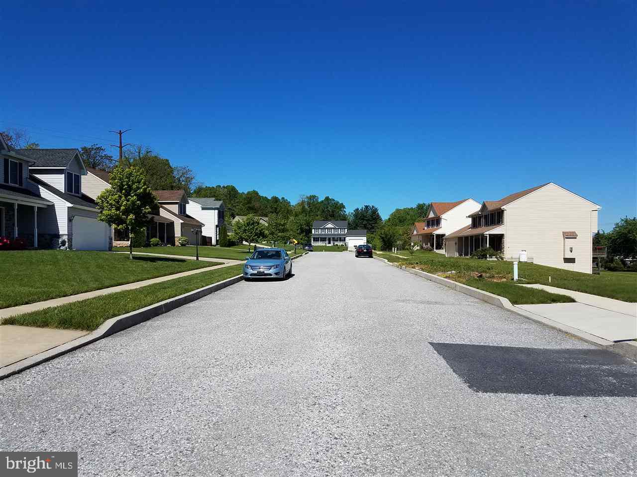 APPLE ORCHARD COURT - Land