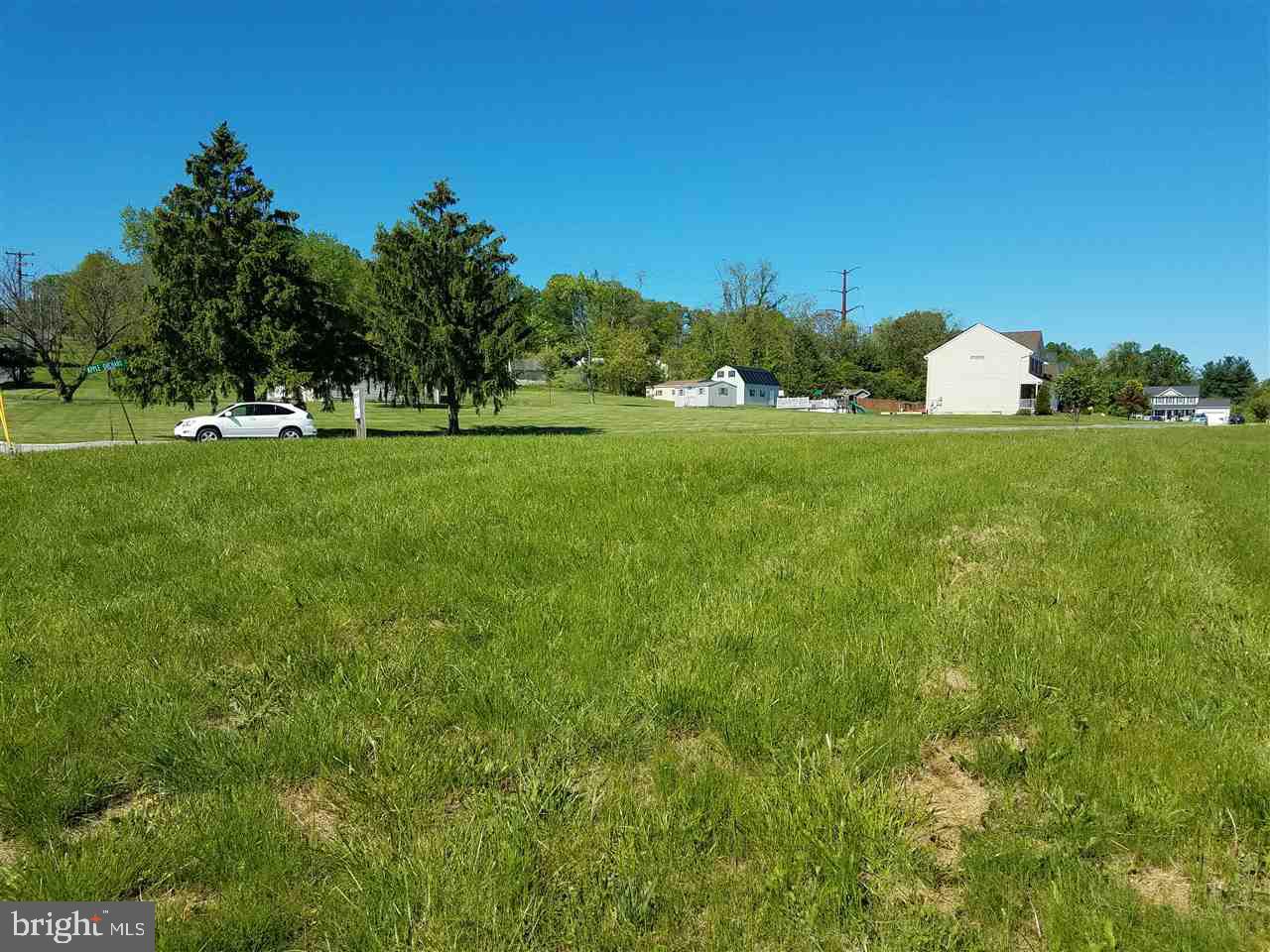 APPLE ORCHARD COURT - Land