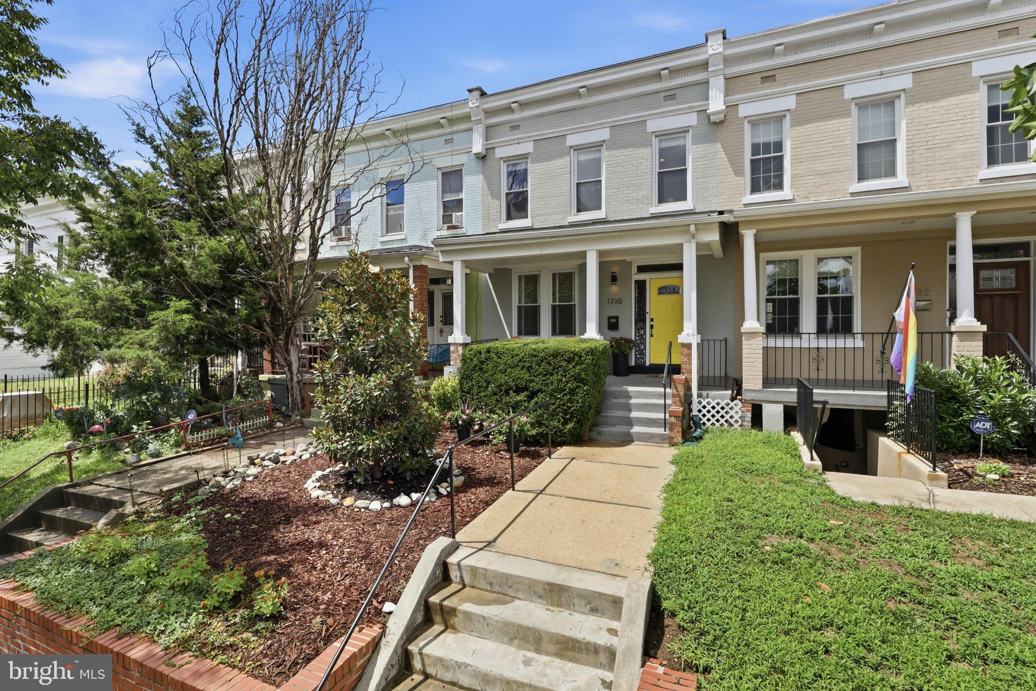1710 3RD NE