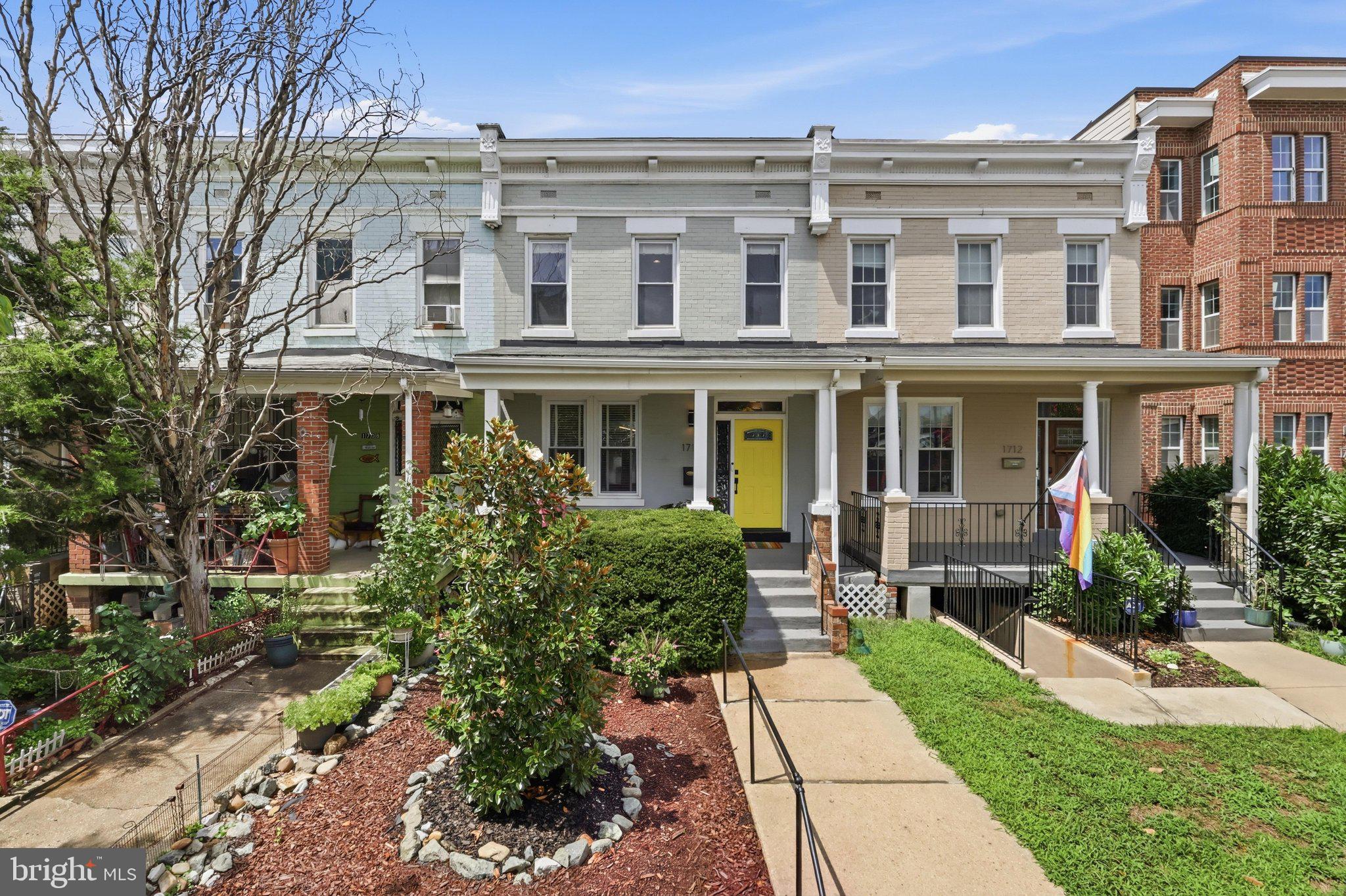 1710 3RD NE