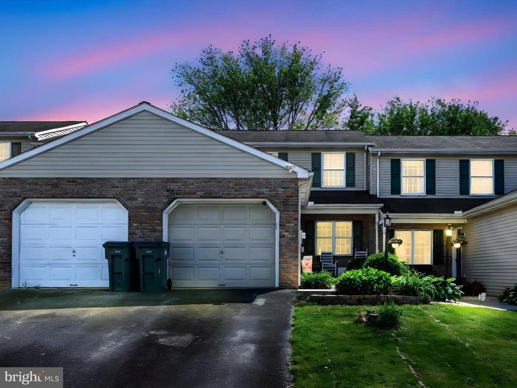 Photo of 43 Evans Drive, QUARRYVILLE, PA 17566 (MLS # PALA2069894)