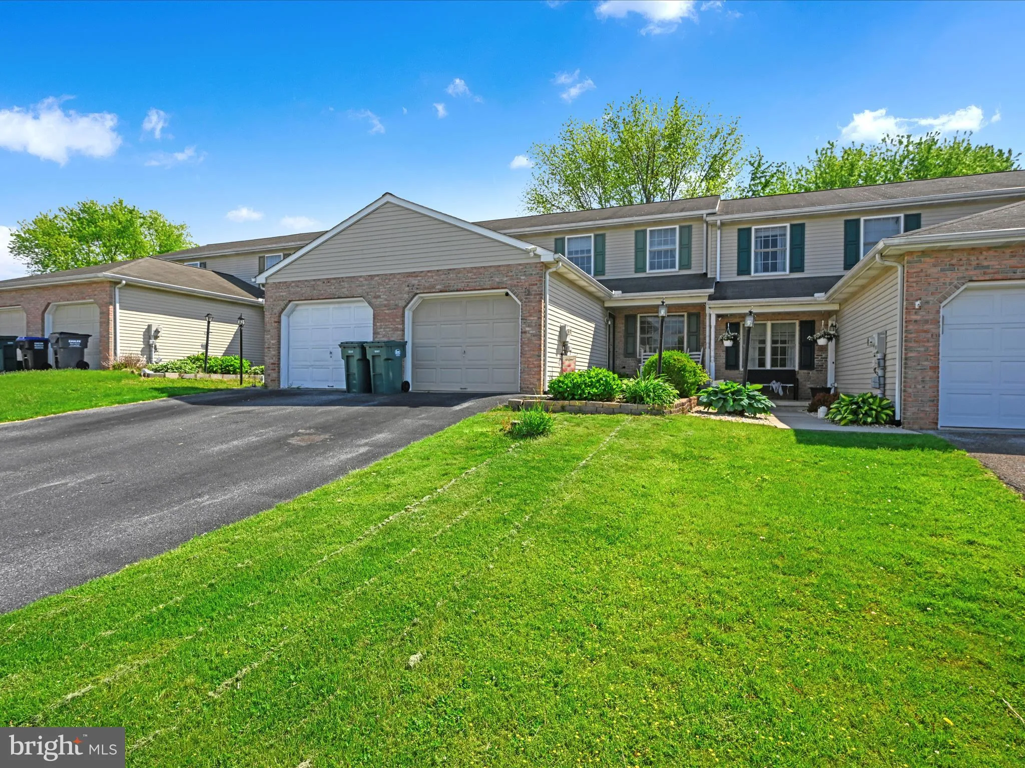 Quarryville, Pennsylvania 17566, United States, 3 Bedrooms Bedrooms, ,2 BathroomsBathrooms,Residential,Pending,132461