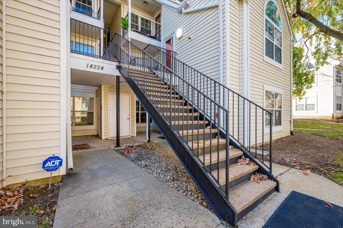 VISTAS 2 AT LAUREL - Residential