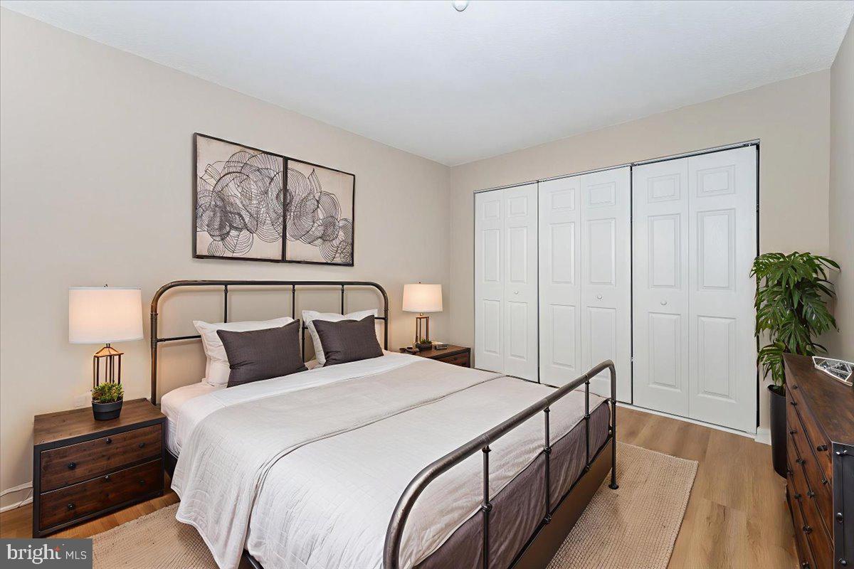 VISTAS 2 AT LAUREL - Residential