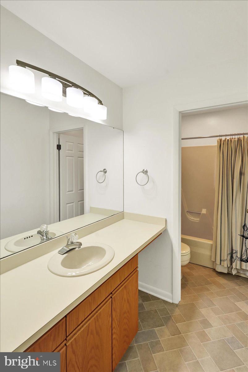 WYOMISSING MEADOWS - Residential