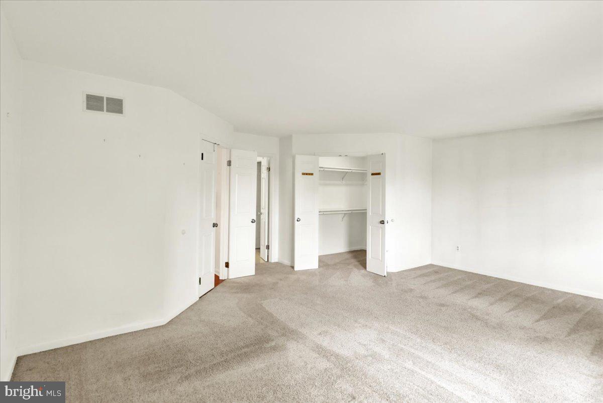 WYOMISSING MEADOWS - Residential